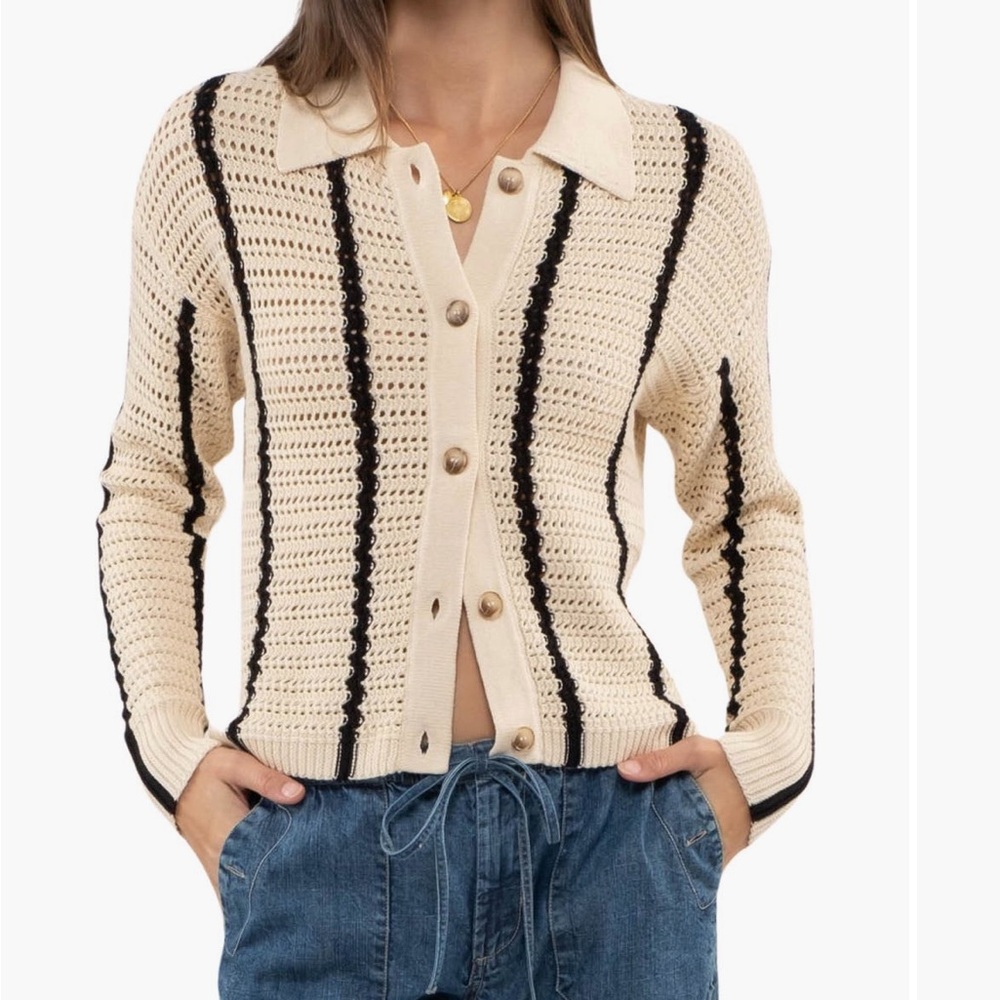 Blu Pepper Cream and Black Cardigan Sweater with V-Neck